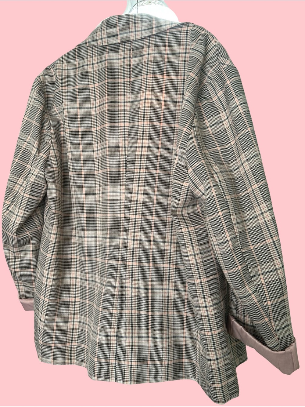 Plaid Double-Breasted Blazer Jacket in Pink and Gray.Boss Lady Blazer! Size 3X. - Picture 15 of 16